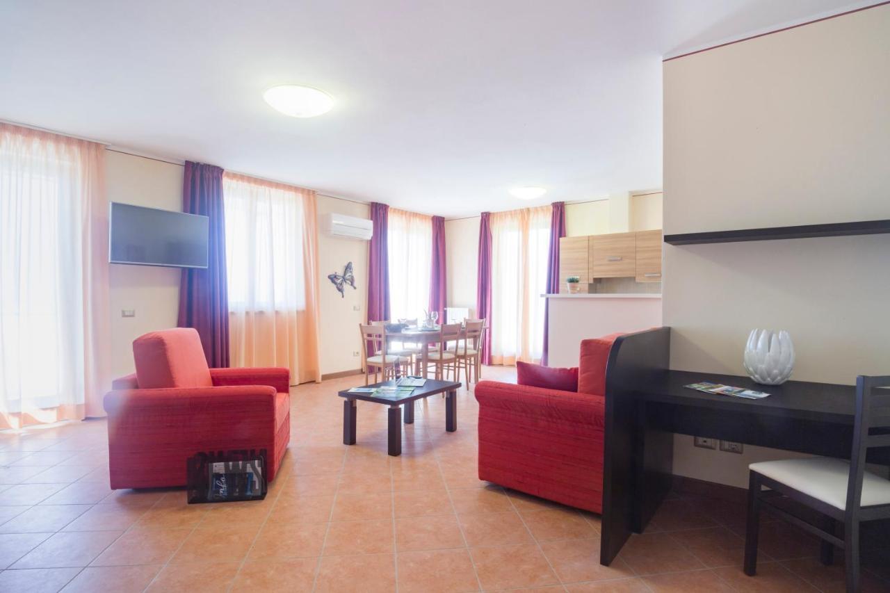 Apartments "Villa Imelda" Limone sul Garda Exterior foto